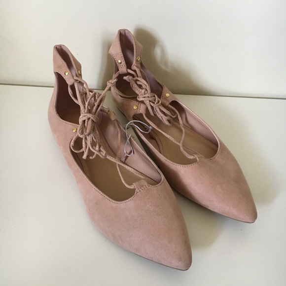 *LAST CHANCE* NWT Old Navy Lace Up Pointed Flats - Picture 1 of 6